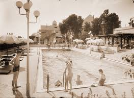 Swimming pool Mena House Hotel 1940s